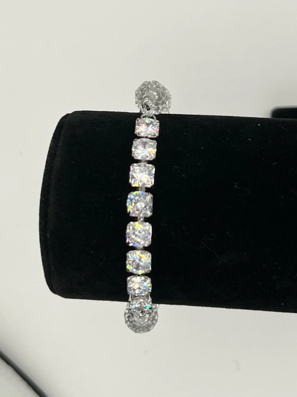 Crystal Snowflake Bracelet – Clear Beaded Rhinestone Bar Bracelet
